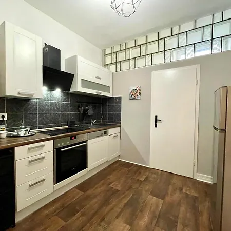King's - Modern Nest Apartements *